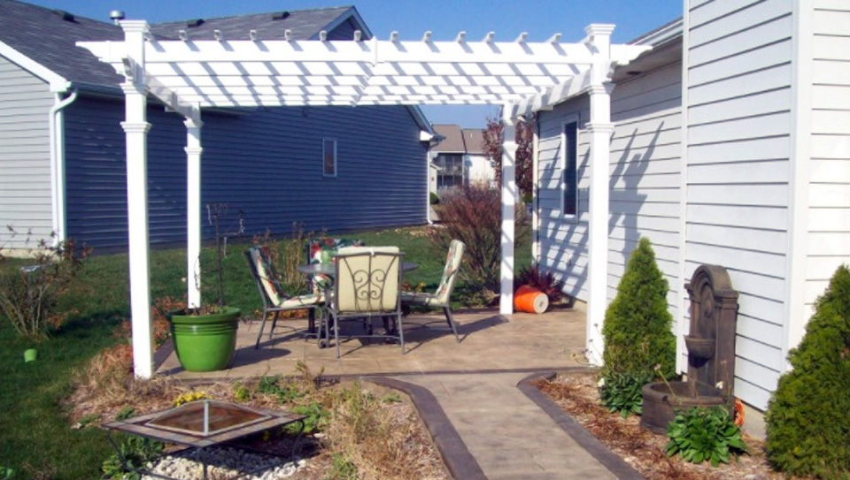 wood pergola